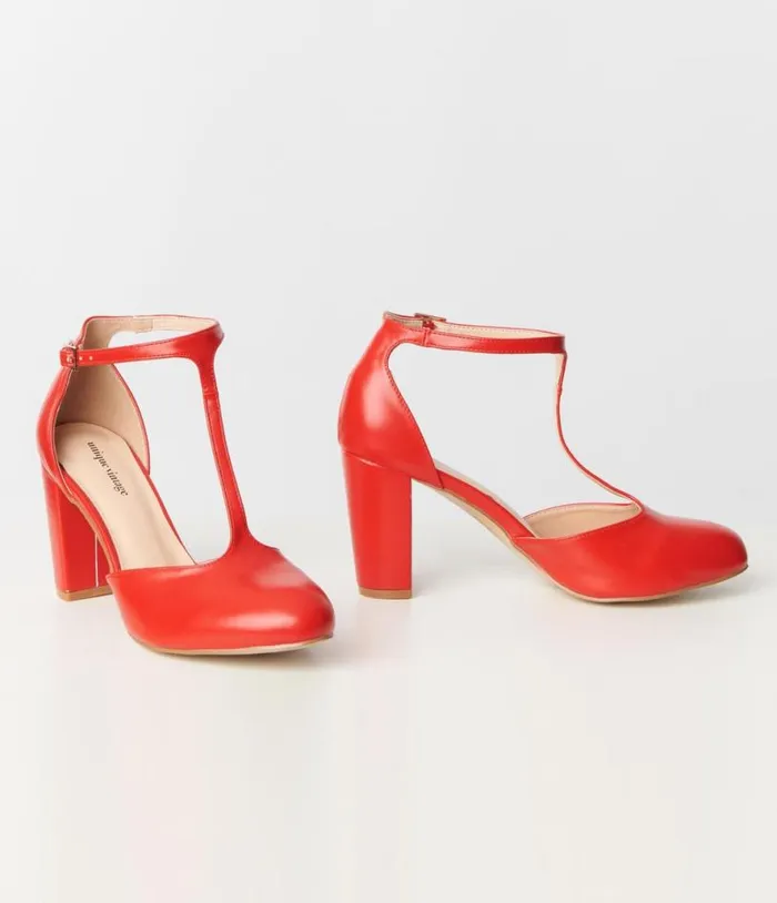 1920s Red Leatherette TStrap Astaire Pumps Shoes Unique Vintage Heels
