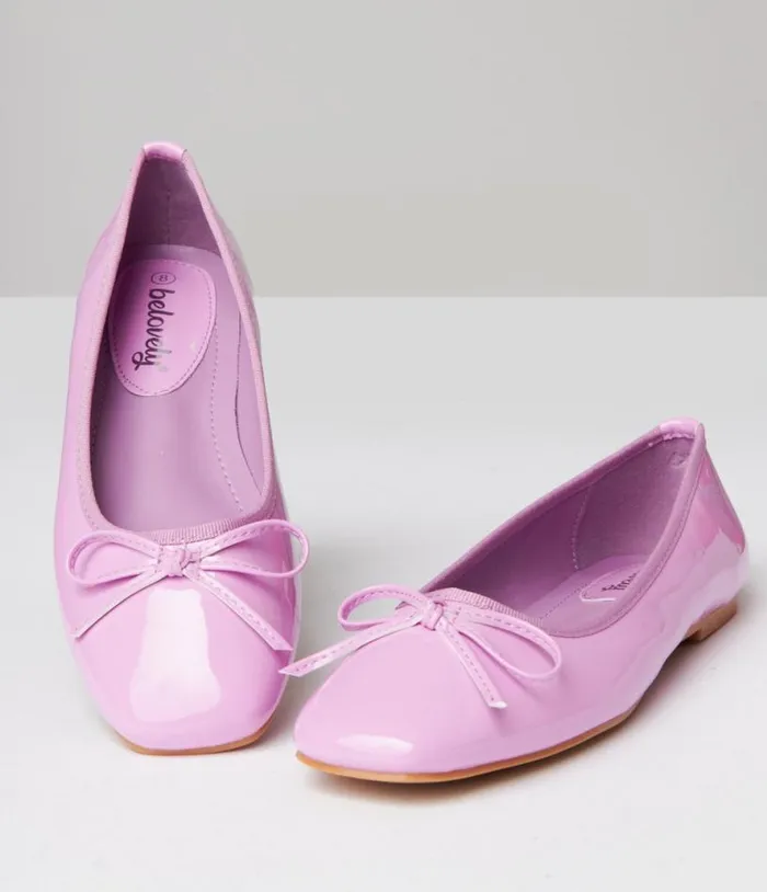 1960s Lilac Patent Leatherette Flats Shoes Unique Vintage Flats