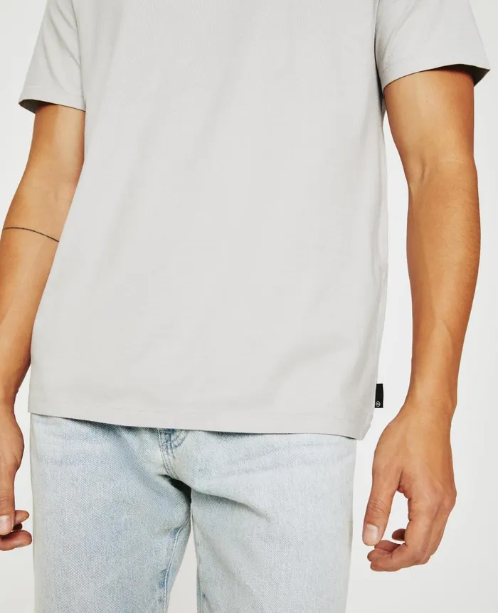AG Jeans Bryce Crew Silver Grey Men Tees AG Jeans Bryce Crew Silver Grey Men Tees