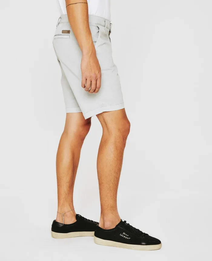 AG Jeans Wanderer Short Sulfur White Sands Men Shorts AG Jeans Wanderer Short Sulfur White Sands Men Shorts