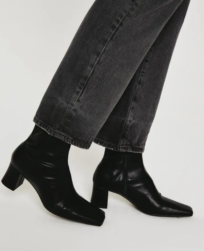Alexxis 90s Faded Black Women AG Jeans Denim Alexxis 90s Faded Black Women AG Jeans Denim