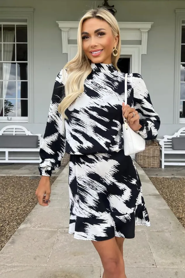 AX Paris Black And White High Neck Long Sleeve Skater Dress Dresses