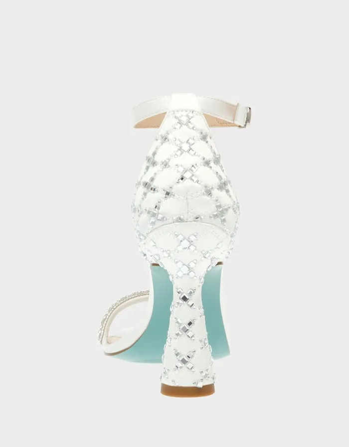 Betsey Johnson Women DEAN IVORY Ivory