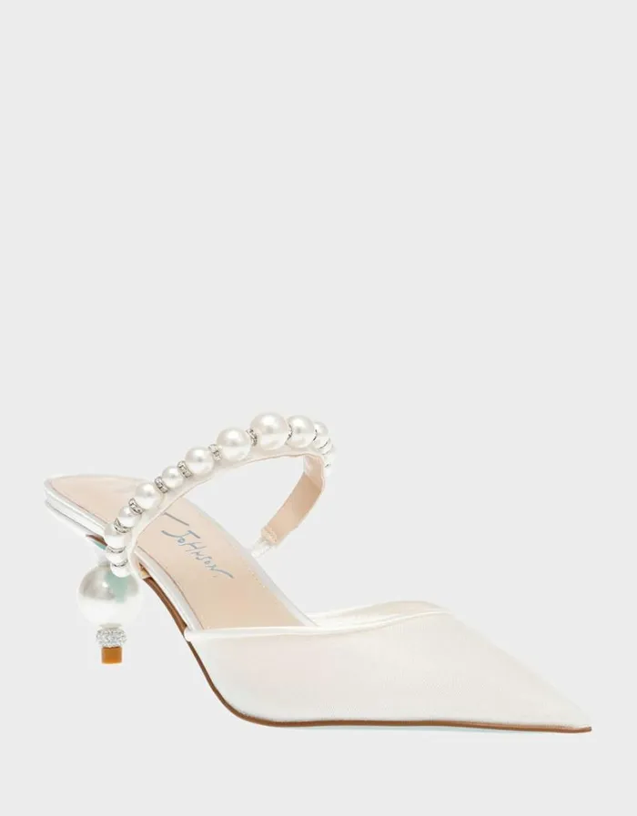 Betsey Johnson Women EVEY IVORY Ivory
