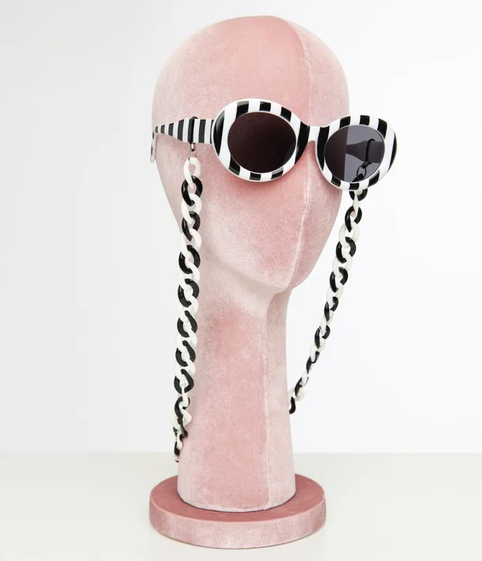 Black and White Stripe Oval Sunglasses Accessories Unique Vintage Sunglasses