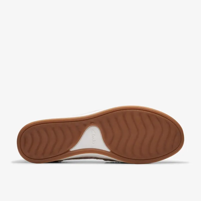 Breeze Step II Sand Women Clarks Flats