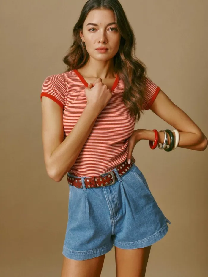 Clothing The Reformation Eliana Pleated Denim Shorts Leven