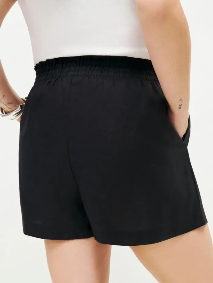 Clothing The Reformation Mila Linen Short Es Black