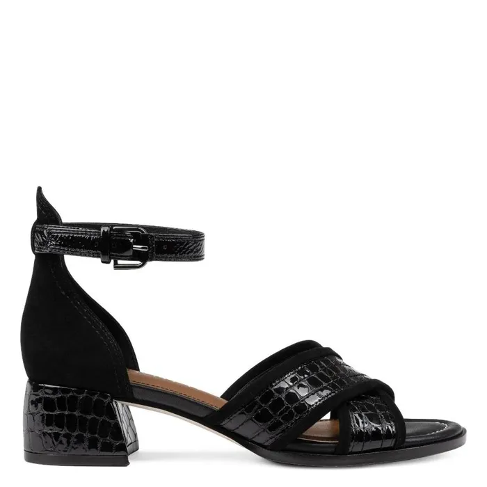 Donald Pliner Casual AVAI Black 8211 Women