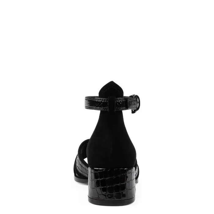 Donald Pliner Casual AVAI Black 8211 Women Donald Pliner Casual AVAI Black 8211 Women
