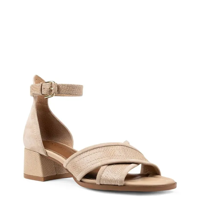 Donald Pliner Casual AVAI Sand 8211 Women Donald Pliner Casual AVAI Sand 8211 Women