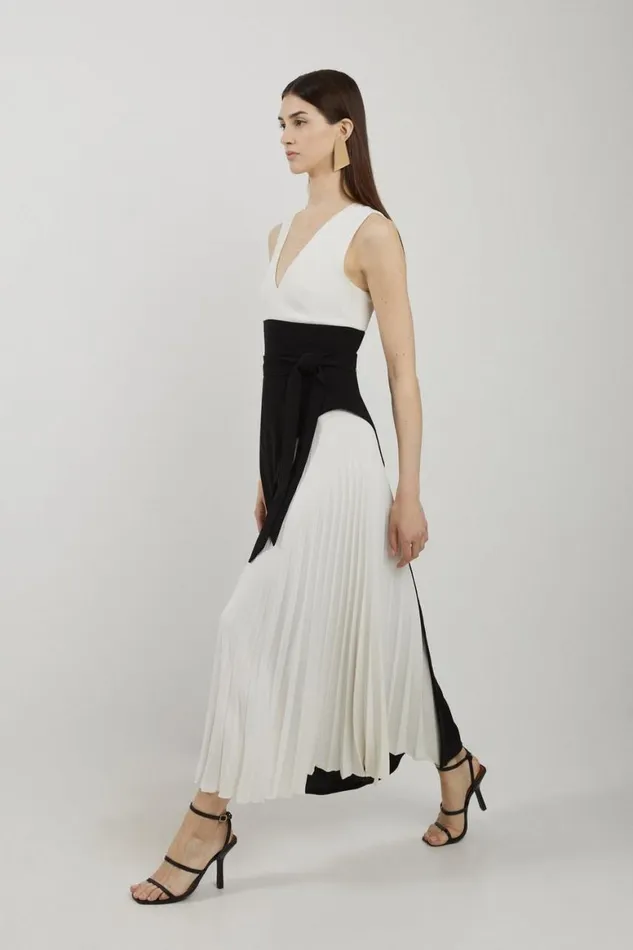 Dresses Women Karen Millen Petite Fluid Tailored Colourblock Side Pleated Midi Dress Mono
