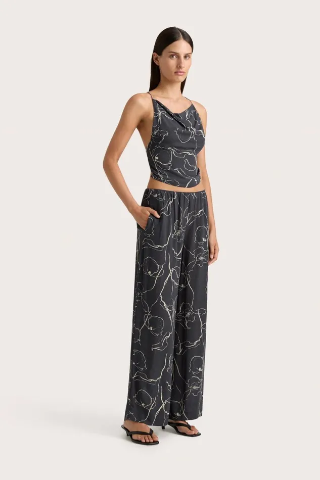 Faithfull The Brand Tops Aurelie Top Calla Charred Navy 8211 Women Faithfull The Brand Tops Aurelie Top Calla Charred Navy 8211 Women