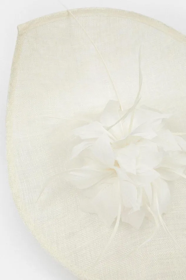 Fascinators Women Karen Millen Feather and Quill Disc Fascinator Ivory