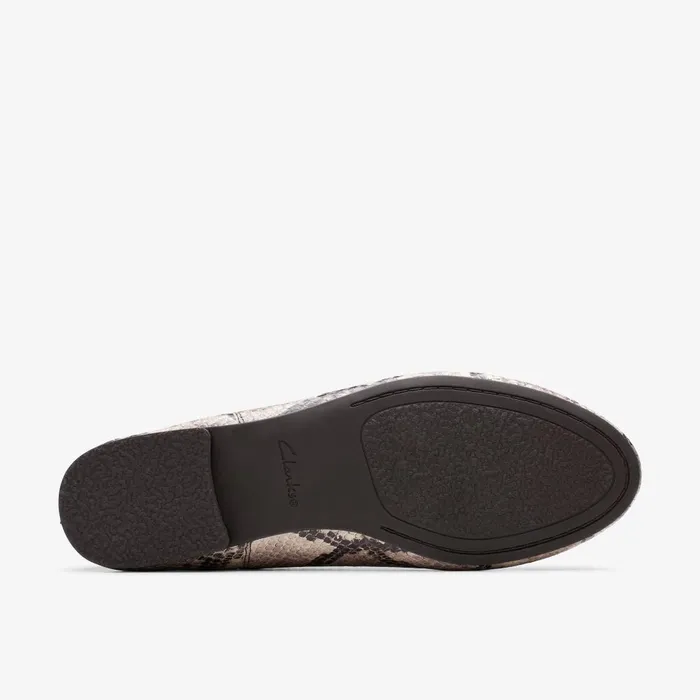 Fawna Lily Snake Print Women Clarks Flats