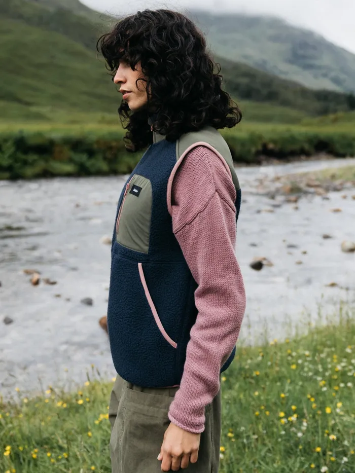 Finisterre Fleece Women Bolster Fleece Vest Navyolive