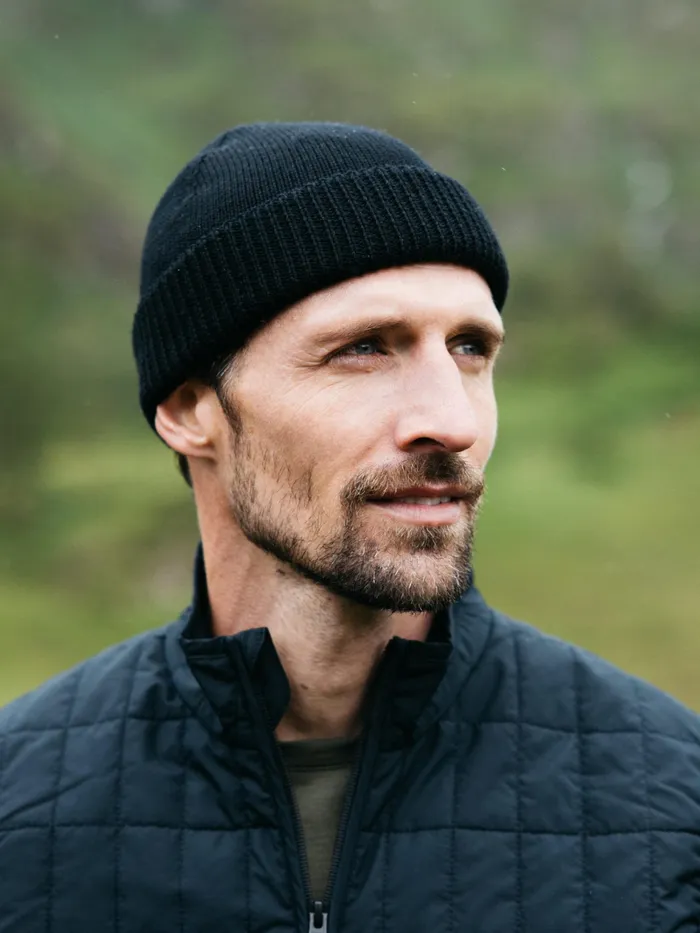 Finisterre Hats and Beanies MenWomen Watchcap Beanie Black