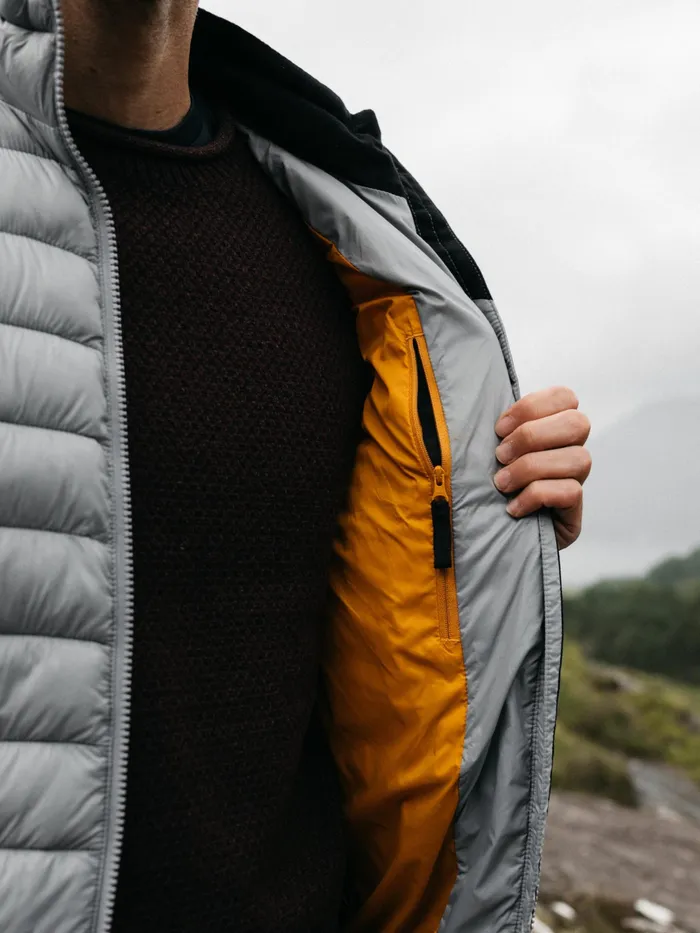 Finisterre Jackets and Coats Men Nimbus Insulated Vest Whale