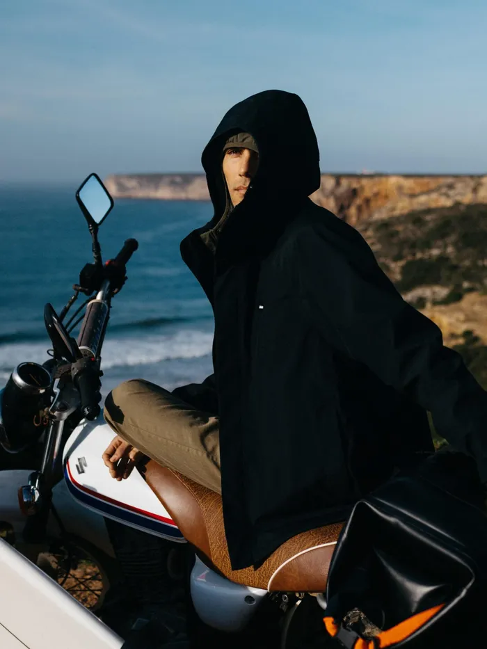 Finisterre Jackets and Coats Men Skybird Waterproof Jacket Black