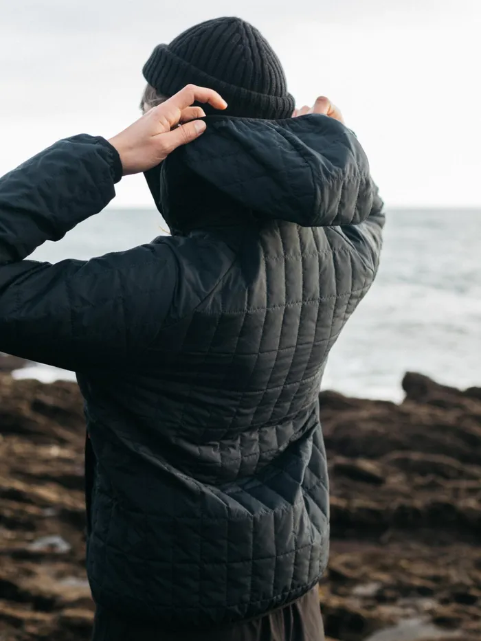Finisterre Jackets and Coats Women Firecrest Hooded Jacket Black