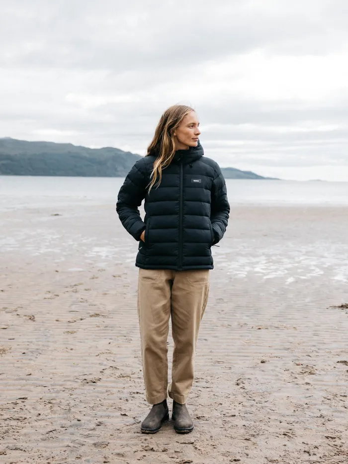 Finisterre Jackets and Coats Women Nebulas Insulated Jacket Black