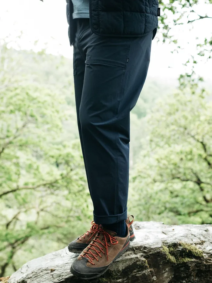 Finisterre Pants Men Walker Pant Navy