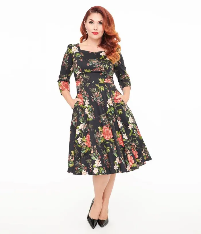 Hearts and Roses Winter Floral Isla Swing Dress Dresses Unique Vintage Swing
