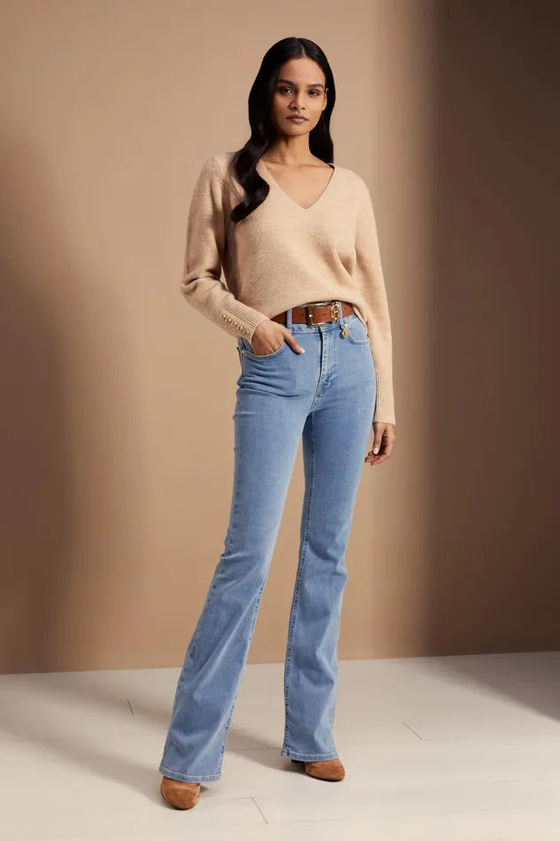 Holland Cooper Berkeley VNeck Knit Camel Women Knitwear Holland Cooper Berkeley VNeck Knit Camel Women Knitwear
