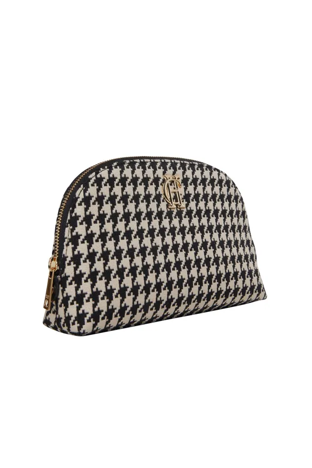 Holland Cooper Chelsea Makeup Bag Ecru Houndstooth Women Makeup Bags Holland Cooper Chelsea Makeup Bag Ecru Houndstooth Women Makeup Bags