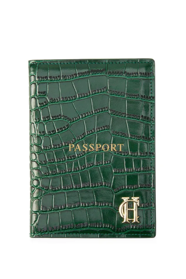 Holland Cooper Chelsea Passport Holder Emerald Croc WomenMen Small Leather Goods