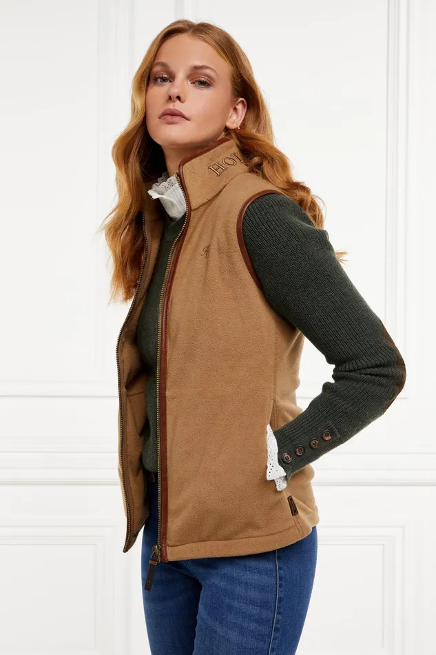 Holland Cooper Country Fleece Gilet Coffee Women Fleeces
