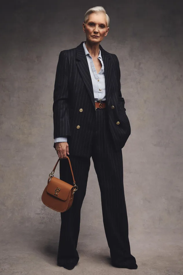 Holland Cooper High Waisted Straight Trouser Navy Chalk Pinstripe Women Tailoring Holland Cooper High Waisted Straight Trouser Navy Chalk Pinstripe Women Tailoring