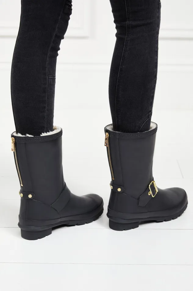 Holland Cooper Sherpa Lined Chelsea Wellington Matte Black Women Wellington Boots