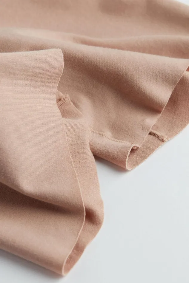 Intimissimi Boyshorts and Hipsters Women Raw Edge Seamless Cotton Shorts Natural 044 8211 Honey Soft Beige