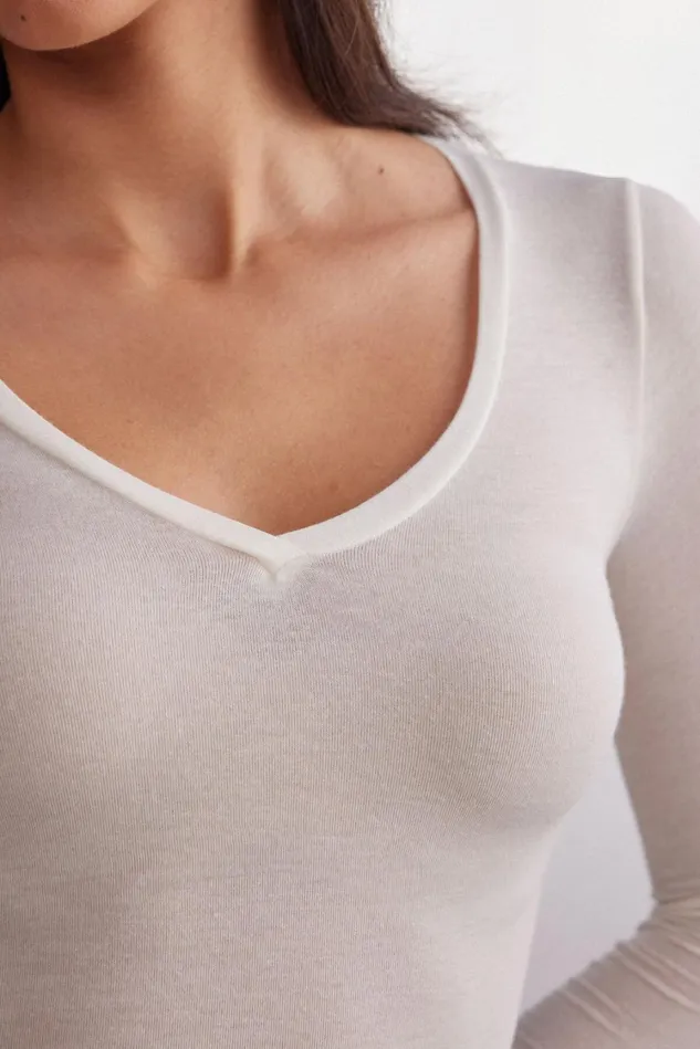 Intimissimi Long Sleeve Tops Women VNeck Top In Modal Ultralight With Cashmere Ivory 231i 8211 Vanilla