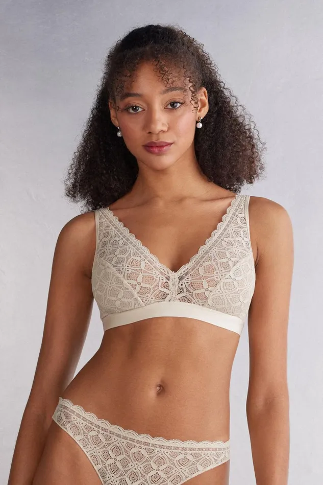Intimissimi Triangle Women Lara Triangle Bra In Lace Natural 2280 8211 Avorio Crema Intimissimi Triangle Women Lara Triangle Bra In Lace Natural 2280 8211 Avorio Crema