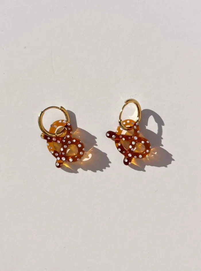 Jewelry Shop Lisa Says Gah Pretzel Hoops