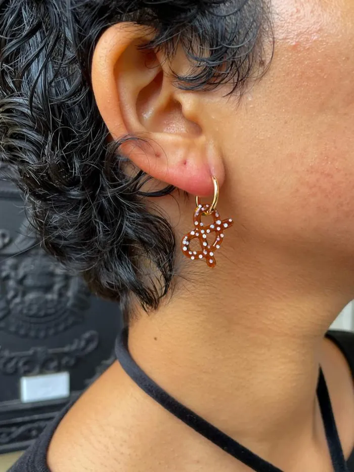 Jewelry Shop Lisa Says Gah Pretzel Hoops