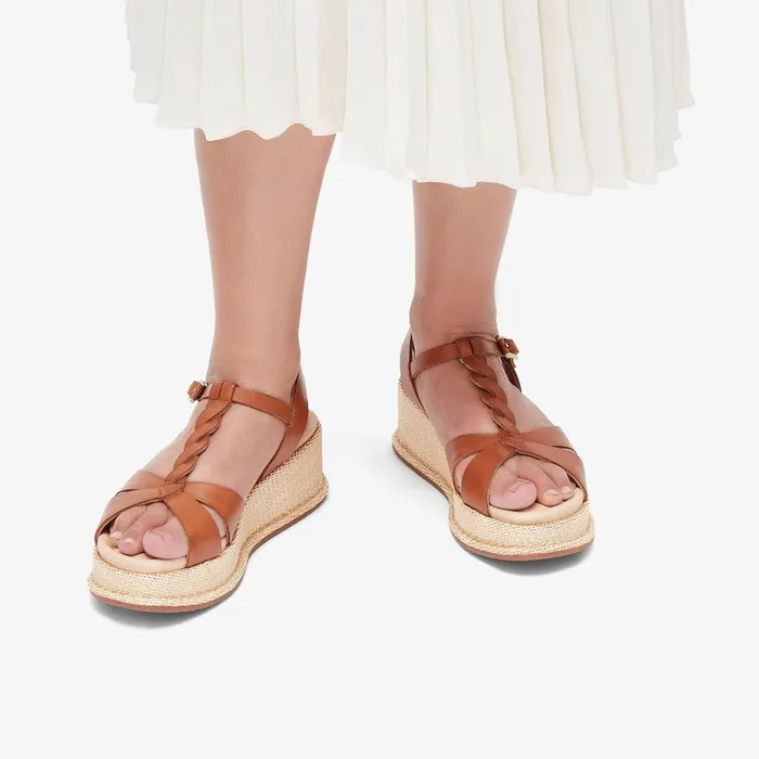 Kimmei Twist Tan Leather Women Clarks Sandals and Flip Flops