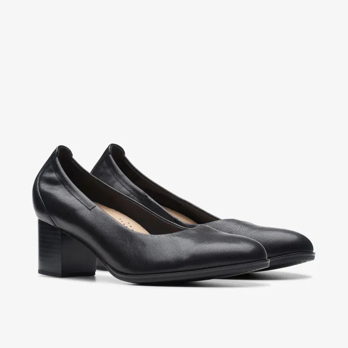 Loken Step Black Leather Women Clarks Heels and Pumps