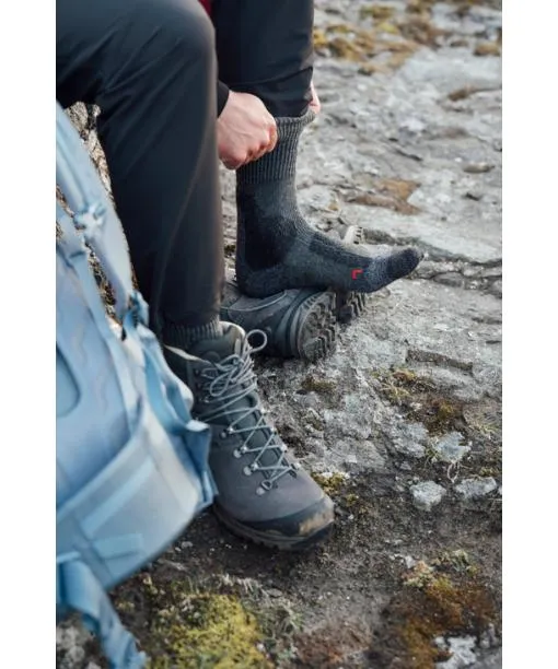 Men TK1 Adventure Men Trekking Socks Marine FALKE Hiking Socks