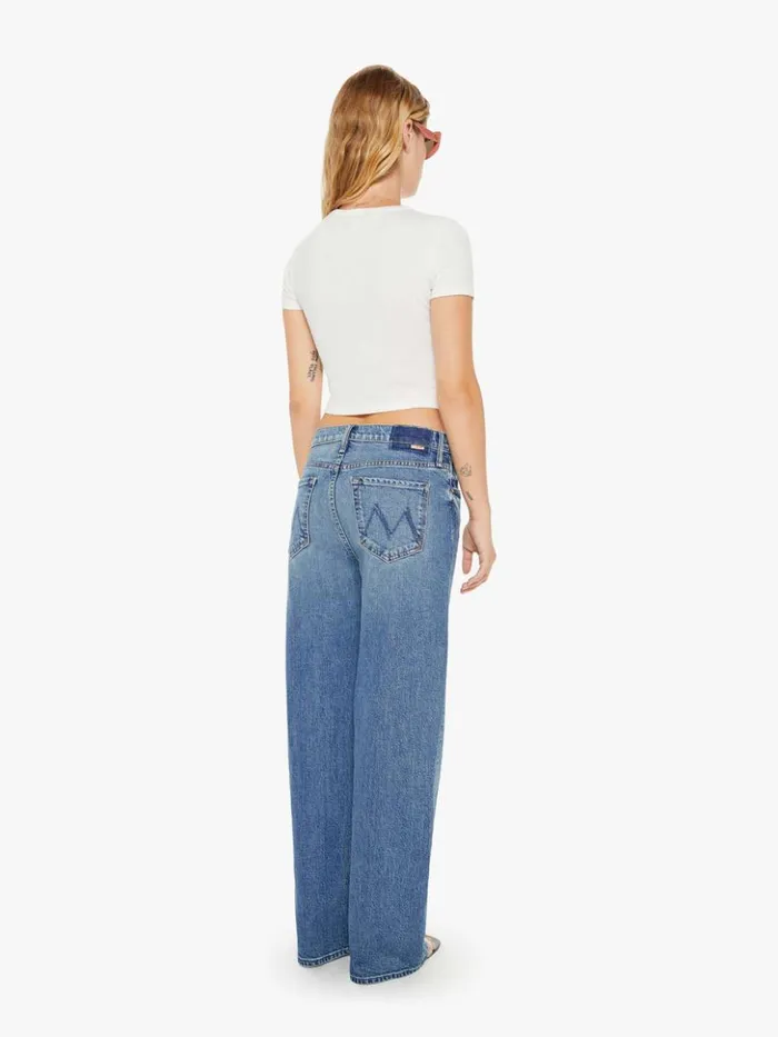 Mother Denim Relaxed Petites The Lil039 Dodger Sneak Wash Strike A Pose 8211 Women Mother Denim Relaxed Petites The Lil039 Dodger Sneak Wash Strike A Pose 8211 Women
