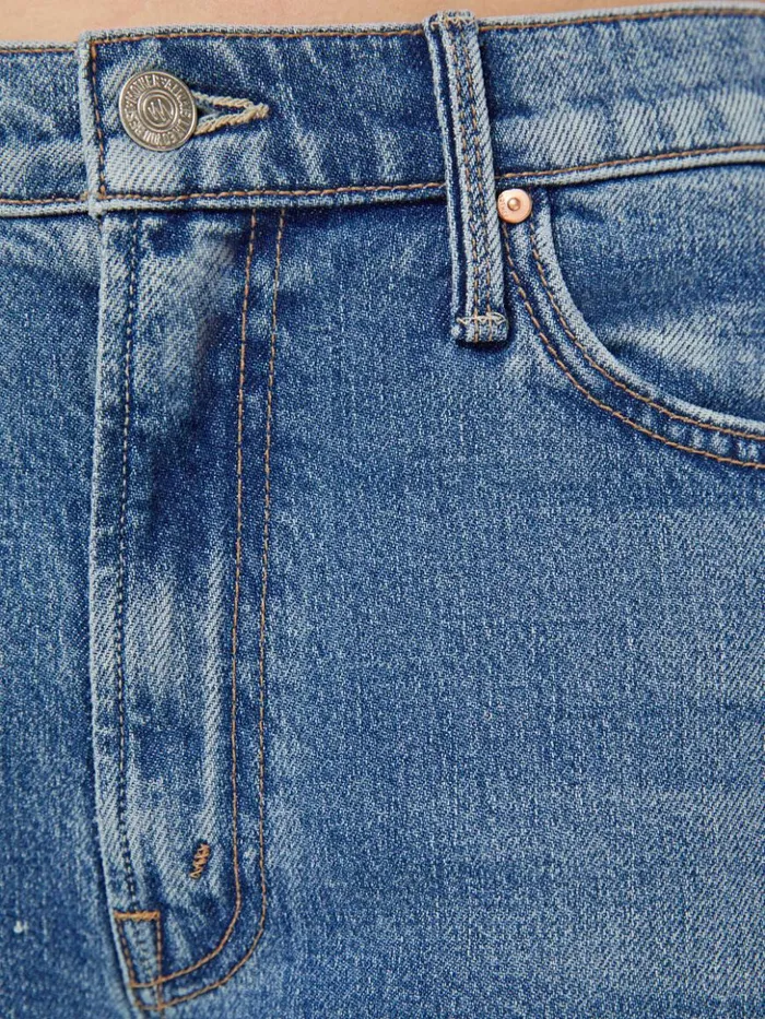 Mother Denim Relaxed Petites The Lil039 Dodger Sneak Wash Strike A Pose 8211 Women Mother Denim Relaxed Petites The Lil039 Dodger Sneak Wash Strike A Pose 8211 Women