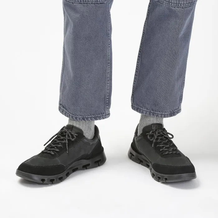 Nature X One BlackBlack Men Clarks Sneakers