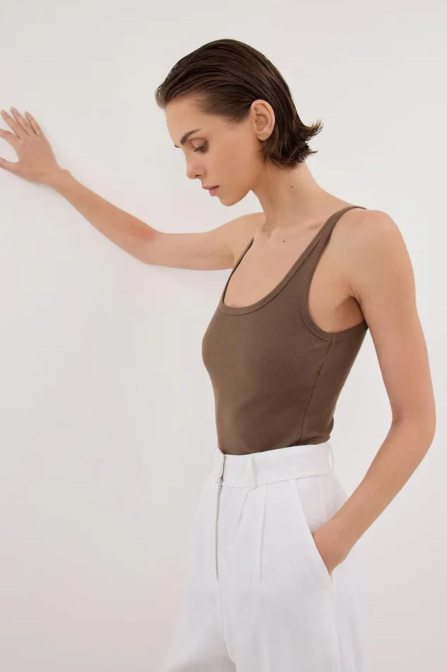 NINA CLOVER LOW SCOOP KNIT TANK Women DISSH Tanks