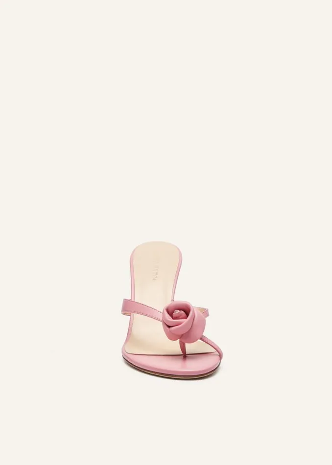 Shop Magda Butrym Shoes Wedge Flower Sandals In Pink Leather Shop Magda Butrym Shoes Wedge Flower Sandals In Pink Leather