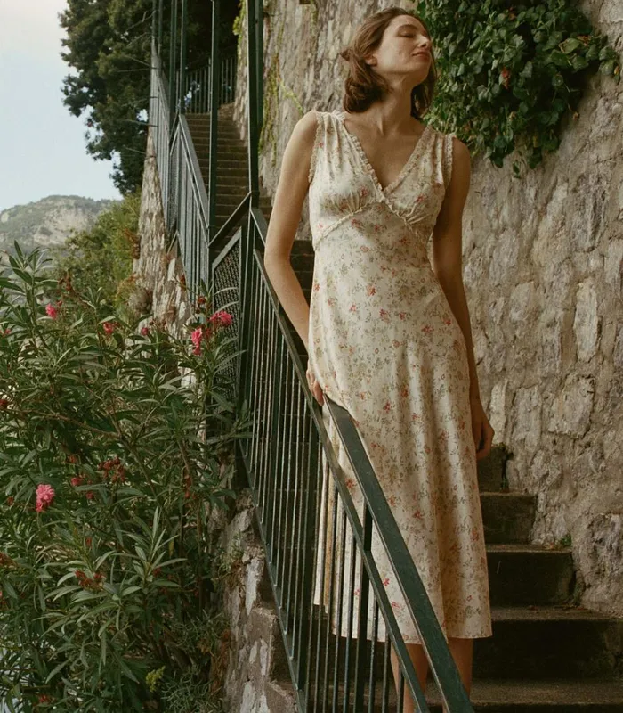 Shop TAHLIA DRESS Flowering Meadow DEN Dresses