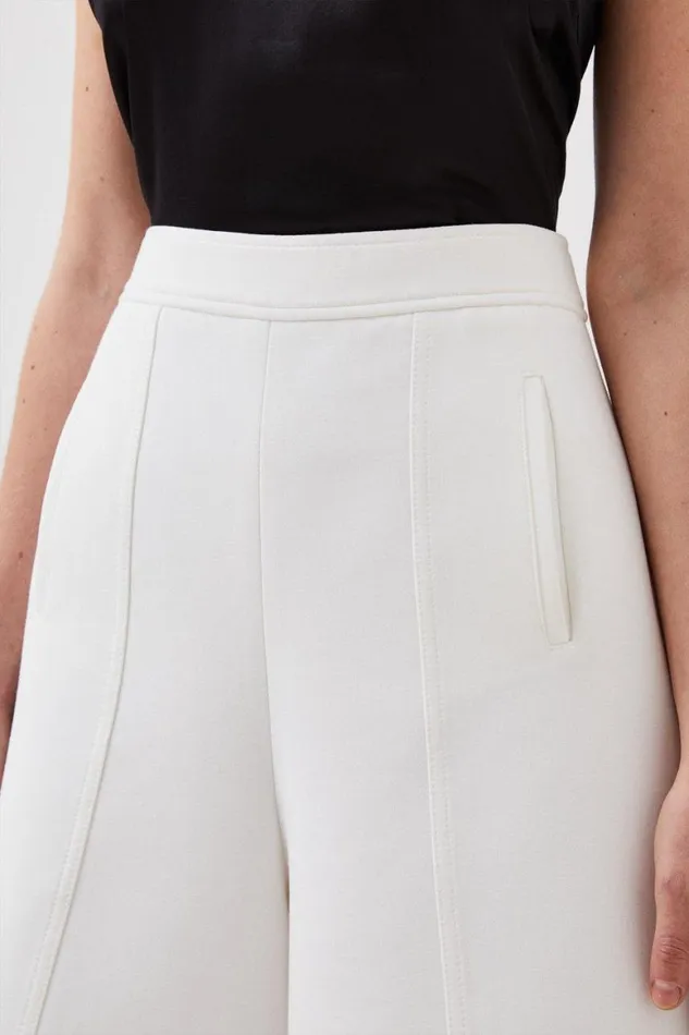 Shorts Women Karen Millen Compact Stretch Stitch Detail Tailored Walking Shorts Ivory