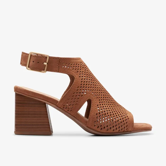 Siara 65 Flow Tan Nubuck Women Clarks Sandals and Flip Flops