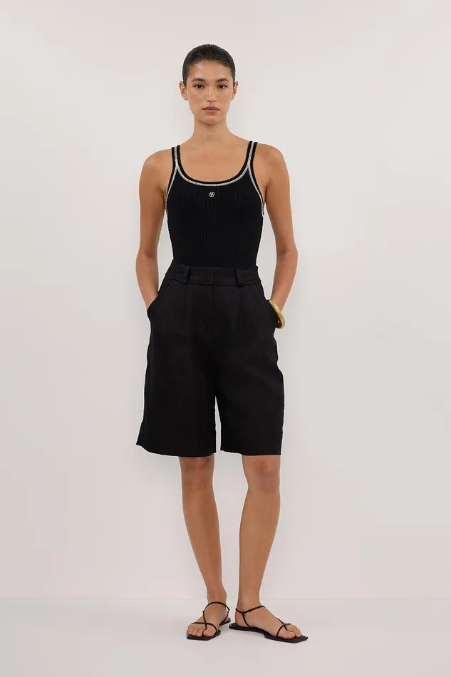SIGNATURE BLACK CONTRAST SCOOP TANK Women DISSH Tanks